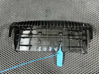 кронштейн (крепление) Audi S8 D4 2013, 4.0 л., CGTA, бензин, АКПП, седан, 4H0881959