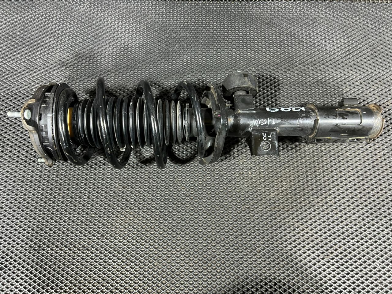 амортизатор передний правый Hyundai Tucson 4 поколение 2024, 2.5 л., G4KN, бензин, АКПП, внедорожник 5 дв., 54651N9200, 54601CW210, 54630CWAH0 - фото №1