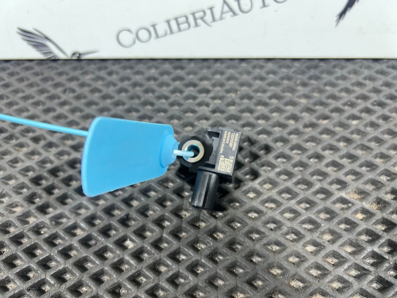 датчик удара Nissan Rogue T33 2022, 1.5 л., бензин, внедорожник 5 дв., 988306RR0A - фото №1