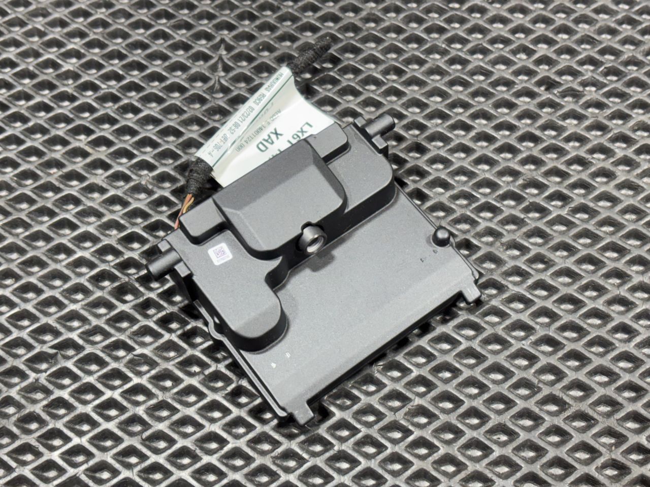 камера переднего обзора Ford Bronco Sport 1 поколение 2021, 1.5 л., бензин, АКПП, внедорожник 5 дв., M1PT-19H406-CC, LX6T14A411, LX6T14A411XAD - фото №1