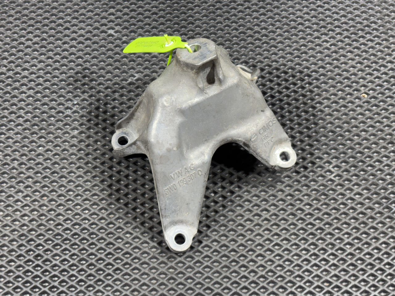 кронштейн двигателя Audi A6 C8 2019, 3.0 л., бензин, АКПП, седан, 8W0199307Q - фото №1