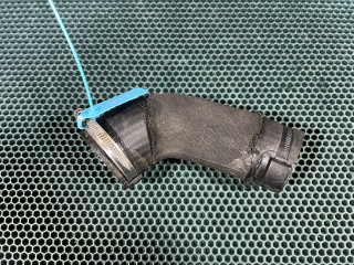 патрубок интеркулера Porsche Macan GTS 1 поколение [2-й рестайлинг] 95B 2022, 2.9 л., DGR, бензин, АКПП, внедорожник 5 дв., 95B145834G, 95B145834D