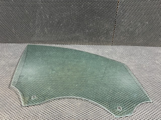 стекло двери передней правой Porsche Macan 1 поколение 2015, 4.8 л., M 48.20, бензин, АКПП, внедорожник 5 дв., 95B845202B