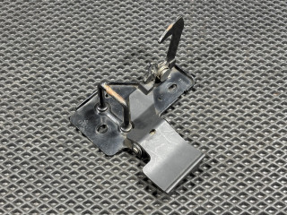 захватный крюк капота Audi Q7 4L 2008, 4.2 л., BAR, бензин, АКПП, внедорожник 5 дв., 4L0823480