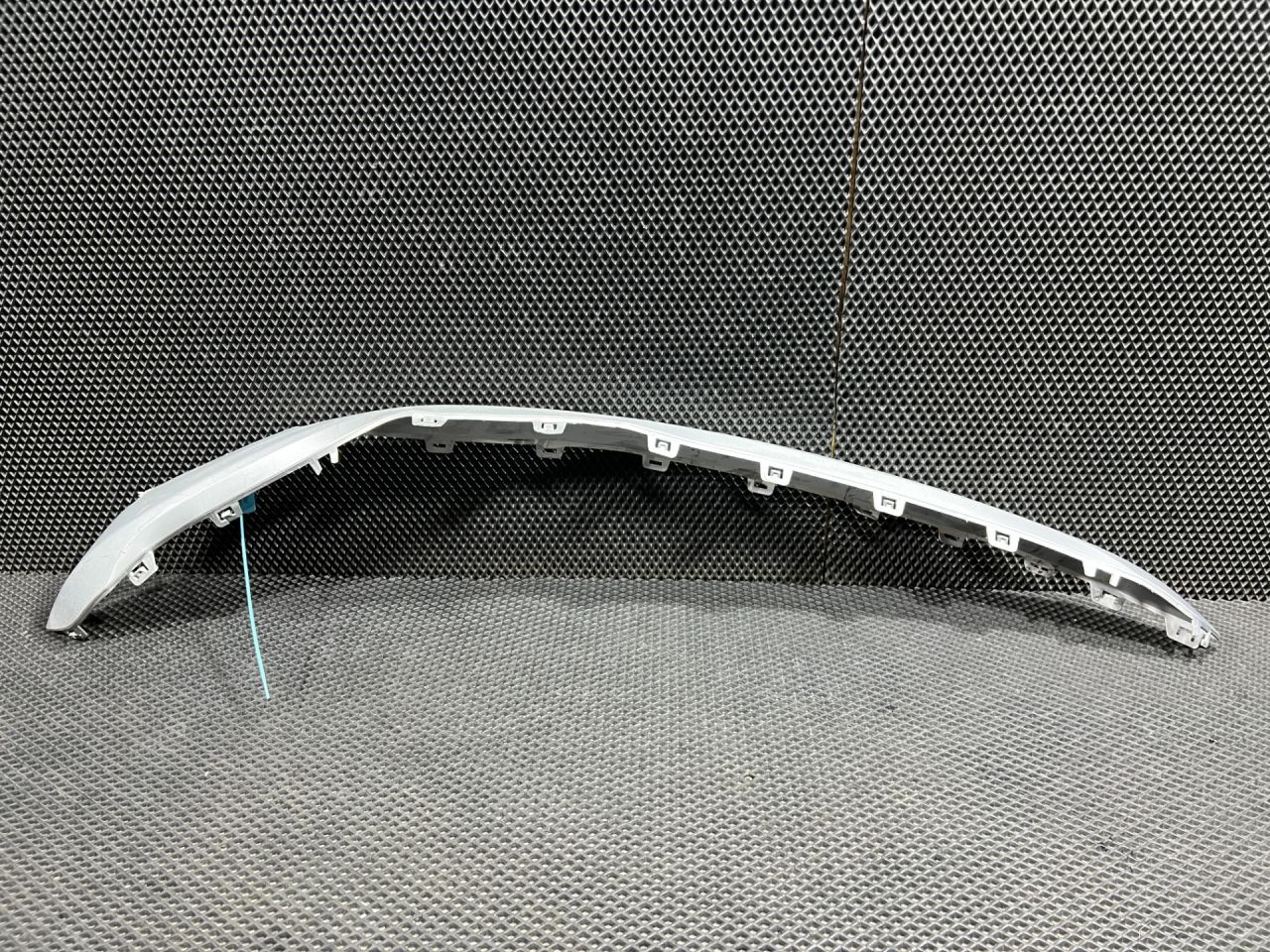 молдинг заднего бампера Buick Envista 1 поколение 2024, 1.2 л., бензин, АКПП, внедорожник 5 дв., 42772529 - фото №1