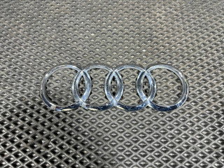 эмблема Audi A4 B9 2018, 2.0 л., CVKB, бензин, МКПП, седан, 8W9853742