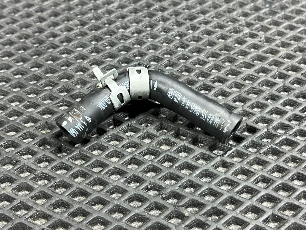 патрубок (трубопровод, шланг) Genesis G70 1 поколение 2019, 2.0 л., G4KL, бензин, АКПП, седан - фото №1