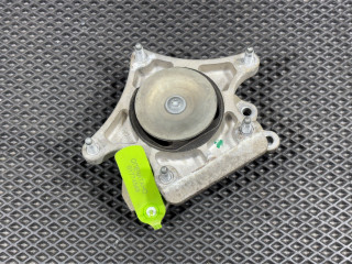 подушка крепления КПП Mercedes-Benz CLS-Класс C218/X218 2013, 4.7 л., бензин, АКПП, A2042400618