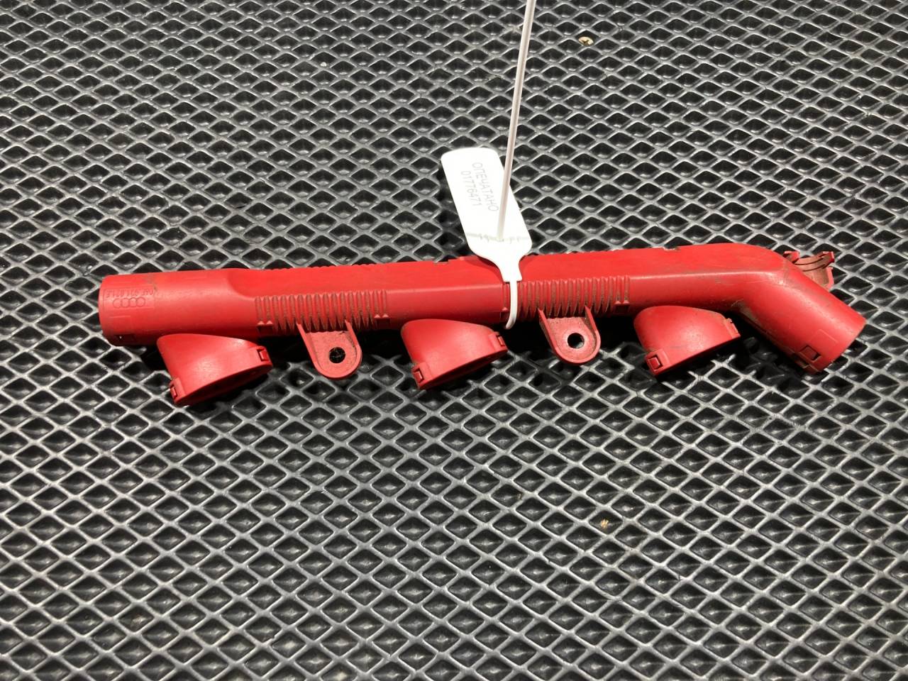 катушка зажигания Audi A7 4G 2014, 3.0 л., CGWB, бензин, АКПП, хетчбэк 5 дв., 06E971821E - фото №1