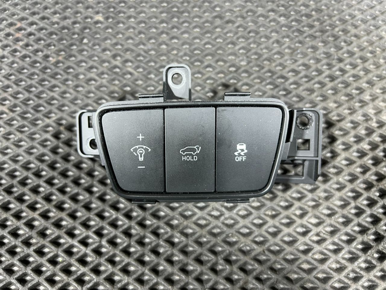 кнопка (выключатель) Hyundai Tucson 4 поколение 2024, 2.5 л., G4KN, бензин, АКПП, внедорожник 5 дв., 93750N9050NNB - фото №1