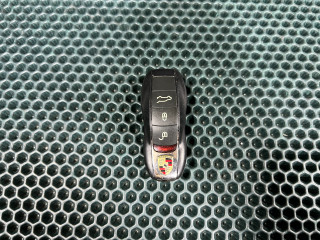 ключ Porsche Macan 1 поколение 2018, 3.0 л., MCT.MA, бензин, АКПП, внедорожник 5 дв., 7PP959753BQ