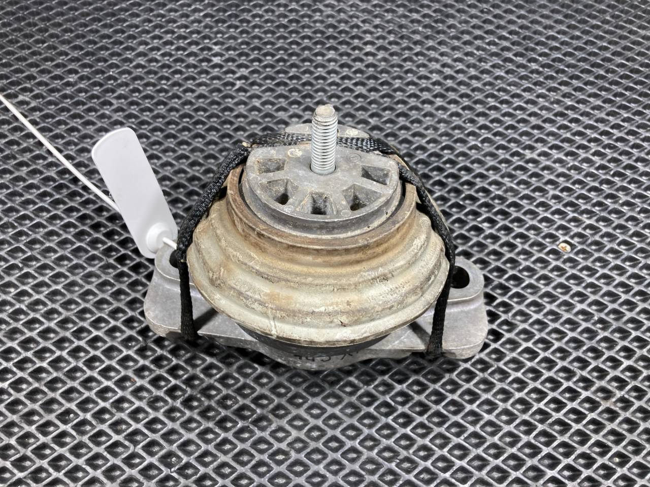 подушка крепления двигателя Jaguar XF X260 2016, 3.0 л., бензин, АКПП, седан, GX63-6A003-EC, T2H9241 - фото №1