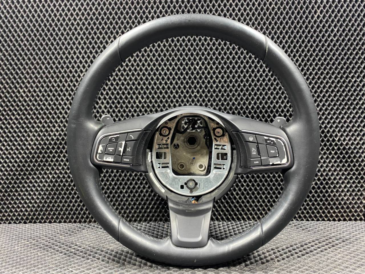 руль Jaguar XE 1 поколение X760 2016, 2.0 л., бензин, АКПП, седан, GX733F563RD, T4A2553PVJ, GX733F563RD8PVJ - фото №1