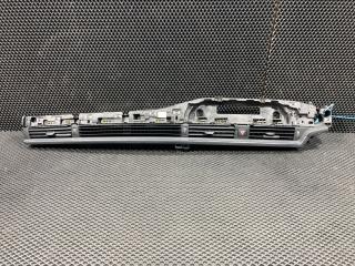 дефлектор обдува салона Audi A5 F5 2018, 2.0 л., CVKB, бензин, АКПП, лифтбэк, 8W1820902, 8W1820902E