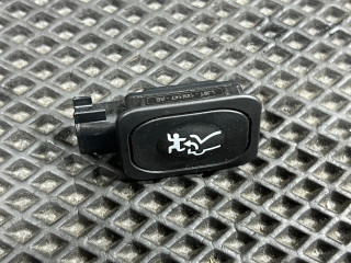 кнопка открытия багажника Ford Mustang Mach-E 1 поколение 2023, электро, внедорожник 5 дв., LJ8T14K147AB