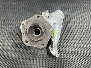 кулак поворотный правый Porsche 911 997 2005, 3.6 л., бензин, АКПП, 99734165805
