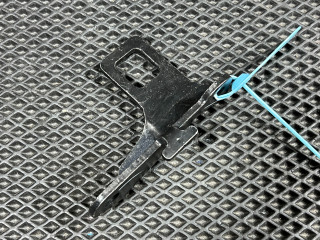 кронштейн (крепление) Ford Mustang Mach-E 1 поколение 2023, электро, внедорожник 5 дв., LJ9A-62440-BAA