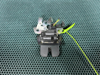 замок багажника Audi A7 4G [рестайлинг] 2015, 3.0 л., CREC, бензин, АКПП, хетчбэк 5 дв., 8R0827505A