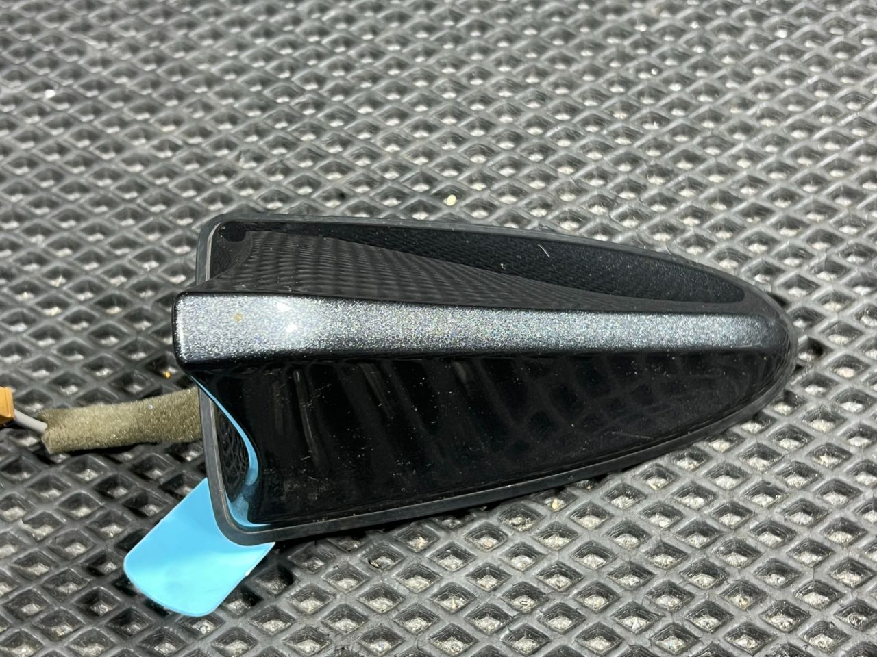 антенна Genesis G70 1 поколение 2019, 2.0 л., G4KL, бензин, АКПП, седан, 96210-G9200N5M - фото №1