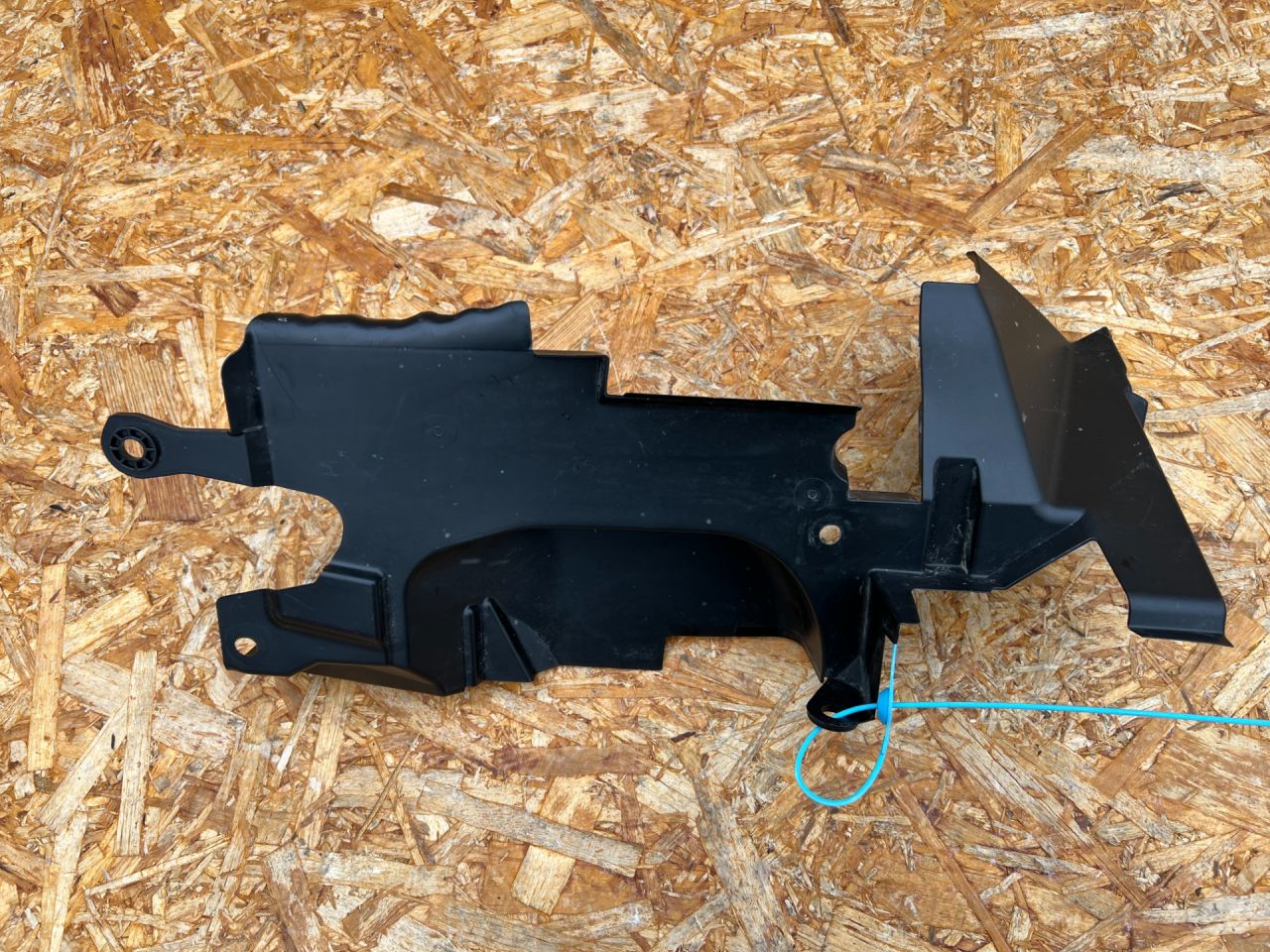 воздуховод (дефлектор) радиатора Honda Accord 11 поколение 2025, 1.5 л., L15B, бензин, вариатор, седан, 7137530A - фото №1