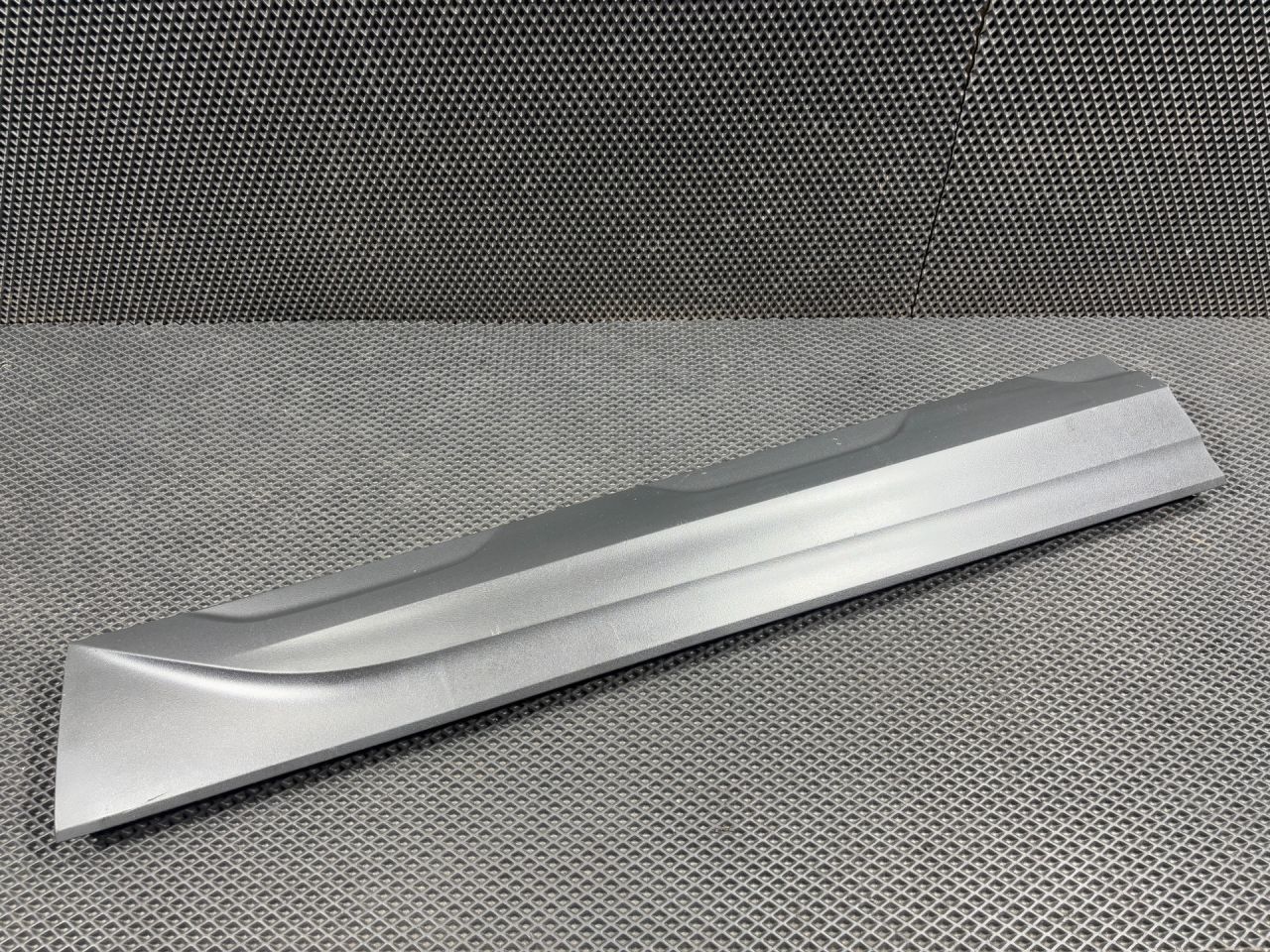 молдинг двери передней правой Volkswagen Taos 1 поколение 2021, 1.5 л., DNK, бензин, АКПП, внедорожник 5 дв., 2GJ854940 - фото №1