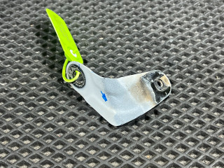 крепление ( кронштейн ) крыла Jaguar F-Pace 1 поколение X761 2016, 3.0 л., 306PS, бензин, АКПП, внедорожник 5 дв., HK8316E128AB