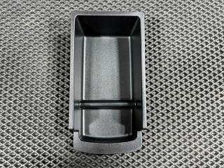 вещевой ящик центральной консоли Buick Encore GX 1 поколение [рестайлинг] 2024, 1.3 л., бензин, АКПП, внедорожник 5 дв., 42721700