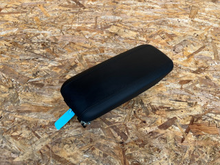 подлокотник Buick Encore GX 1 поколение [рестайлинг] 2024, 1.3 л., бензин, АКПП, внедорожник 5 дв., 42741440