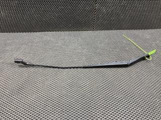 щеткодержатель (поводок стеклоочистителя, дворник) Jaguar XE 1 поколение X760 2016, 3.0 л., AJ 126, бензин, АКПП, седан, GX7317527BC, W000059093, T4N1183