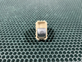 кнопка стеклоподъемника двери задней правой Mercedes-Benz GLC-Класс X253 [рестайлинг] 2019, 2.0 л., бензин, АКПП, внедорожник 5 дв., A2059051513