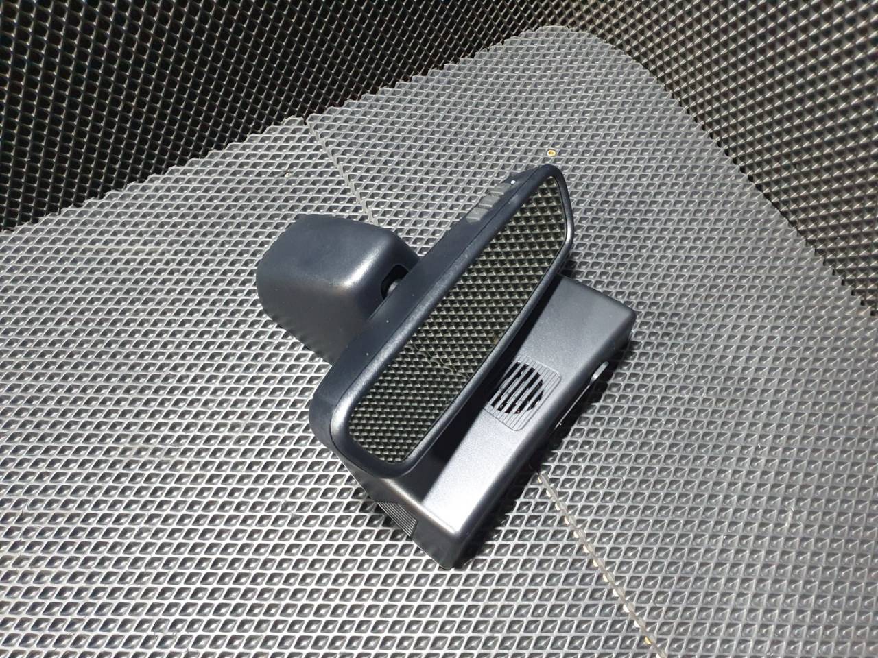 зеркало салона Jaguar F-Pace 1 поколение 2017, 3.0 л., AJ 126, бензин, АКПП, внедорожник 5 дв., GX7317D737AD, FK7217E678BA, T4A2648, T4N2598, T4A2649, GX7317D737CC, LR058507, LR096575 - фото №1