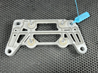 кронштейн двигателя Ford Mustang Mach-E 1 поколение 2023, электро, внедорожник 5 дв., LJ98-6A998-AD