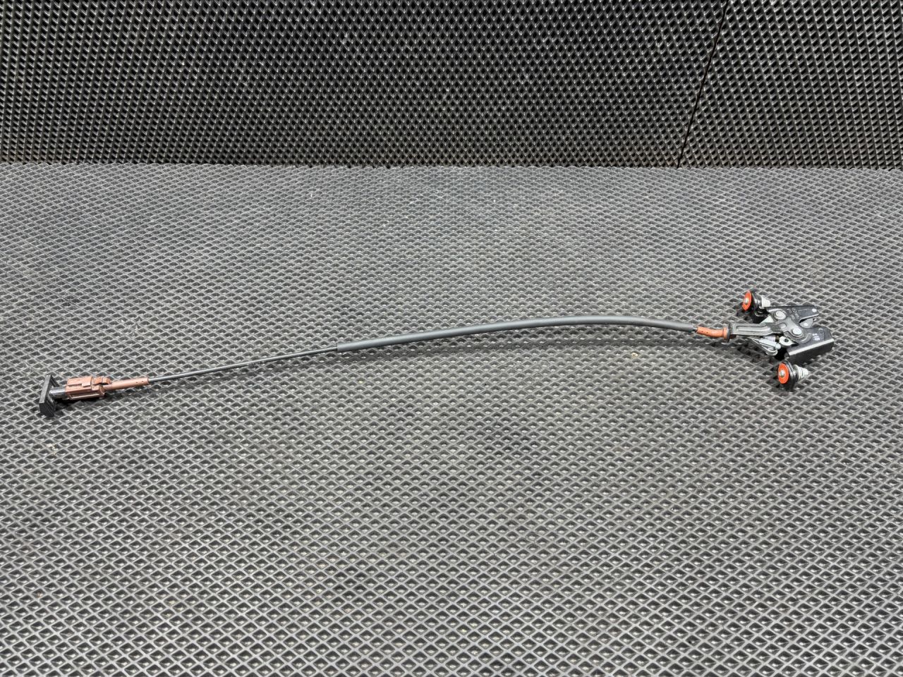 замок спинки заднего сиденья левое Kia K5 3 поколение 2022, 1.6 л., G4FP, бензин, АКПП, 89T50L2000 - фото №1