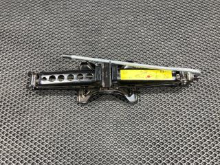 домкрат Jaguar XE 1 поколение X760 2017, 2.0 л., 204PT, бензин, АКПП, седан, GX7317080AB, T2H21729