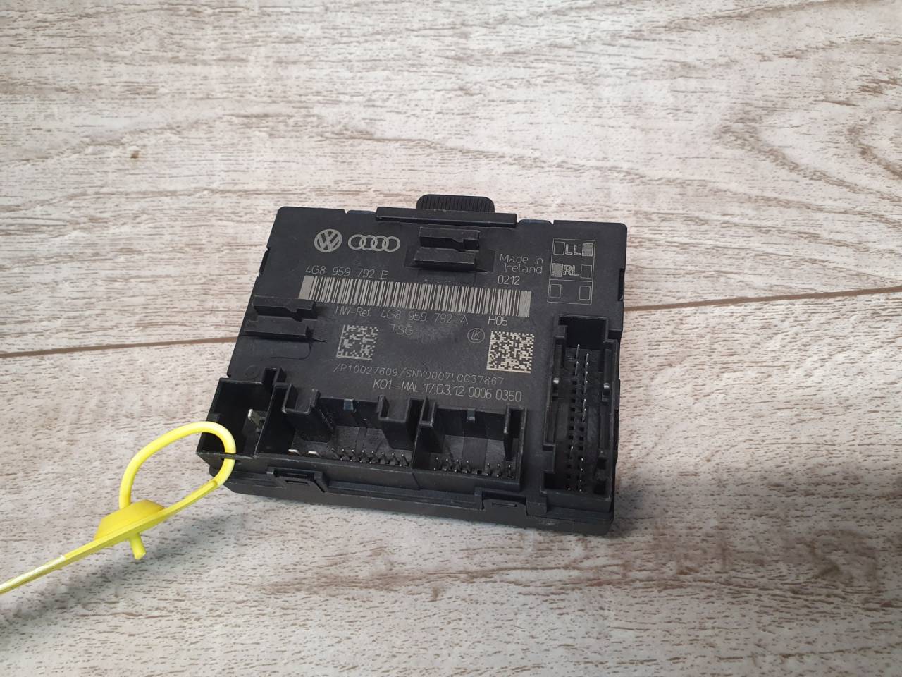 модуль управления двери Audi A7 4G 2012, 3.0 л., CGWB, бензин, АКПП, лифтбэк, 4G8959792E, 4G8959792A - фото №1