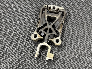 подушка крепления КПП Ford Bronco Sport 1 поколение 2021, 1.5 л., бензин, АКПП, внедорожник 5 дв., LX616P082AC