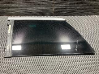 стекло кузовное боковое левое Mercedes-Benz GL-Класс X164 2006, 4.7 л., M 273.923, бензин, АКПП, внедорожник 5 дв., A1646702150, A1646702750