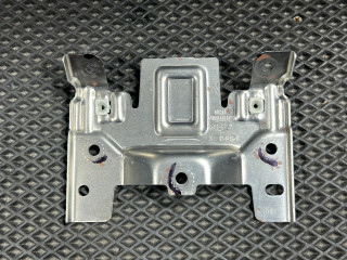 кронштейн (крепление) Ford Mustang Mach-E 1 поколение 2023, электро, внедорожник 5 дв., LJ8BR045G08A