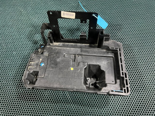 крепление аккумулятора Kia K5 3 поколение 2022, 1.6 л., G4FP, бензин, АКПП, седан, 37150L3000, 391092MDN0