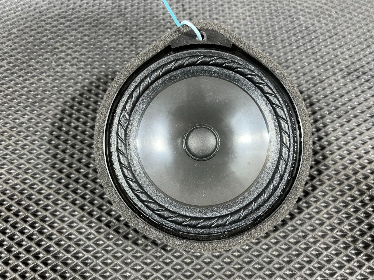 динамик двери Honda CR-V 6 поколение 2025, 1.5 л., L15B, бензин, АКПП, внедорожник 5 дв., EAS16P901A, 8A420-3V0-A01 - фото №1