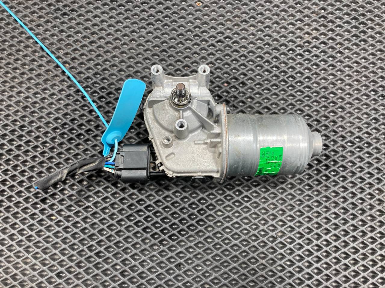 моторчик передних стеклоочистителей (дворников) Kia K5 3 поколение 2020, 1.6 л., G4FP, бензин, АКПП, 98100-L3000 - фото №1