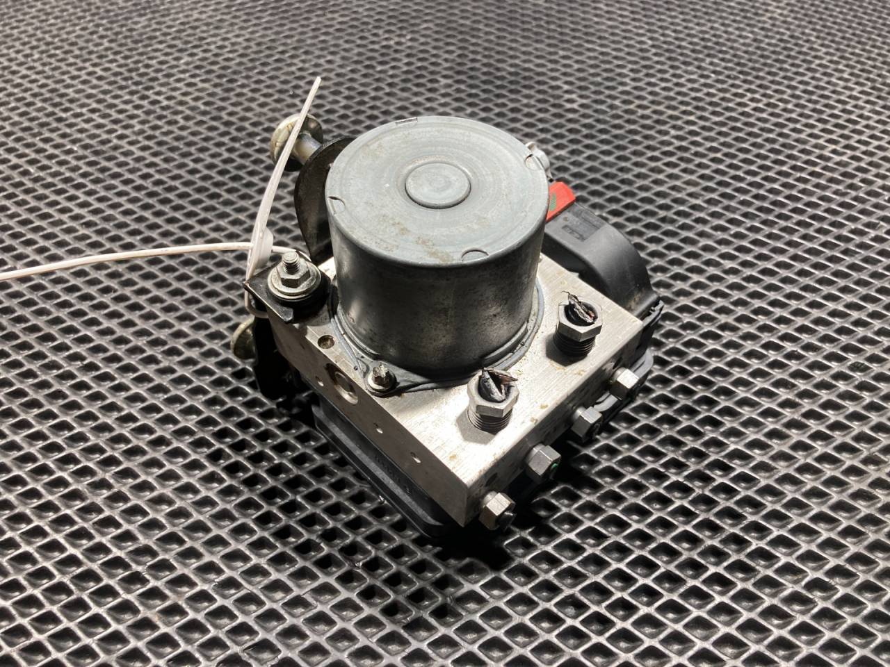 блок ABS Jaguar XF X260 2016, 3.0 л., бензин, АКПП, седан, HX7314F447AF, 0265244340, T2H38801, T2H10331, T2H37243, T2H21228 - фото №1