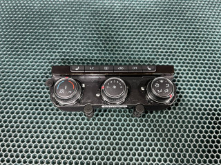 блок управления печки / климат-контроля Volkswagen Golf 7 поколение [рестайлинг] (2017 - 2019), 1.4 л., CZCA, бензин, 5GM907426CWZU, 5GM907426AWZU, 5GM907426EWZU, 5GM907426GWZU