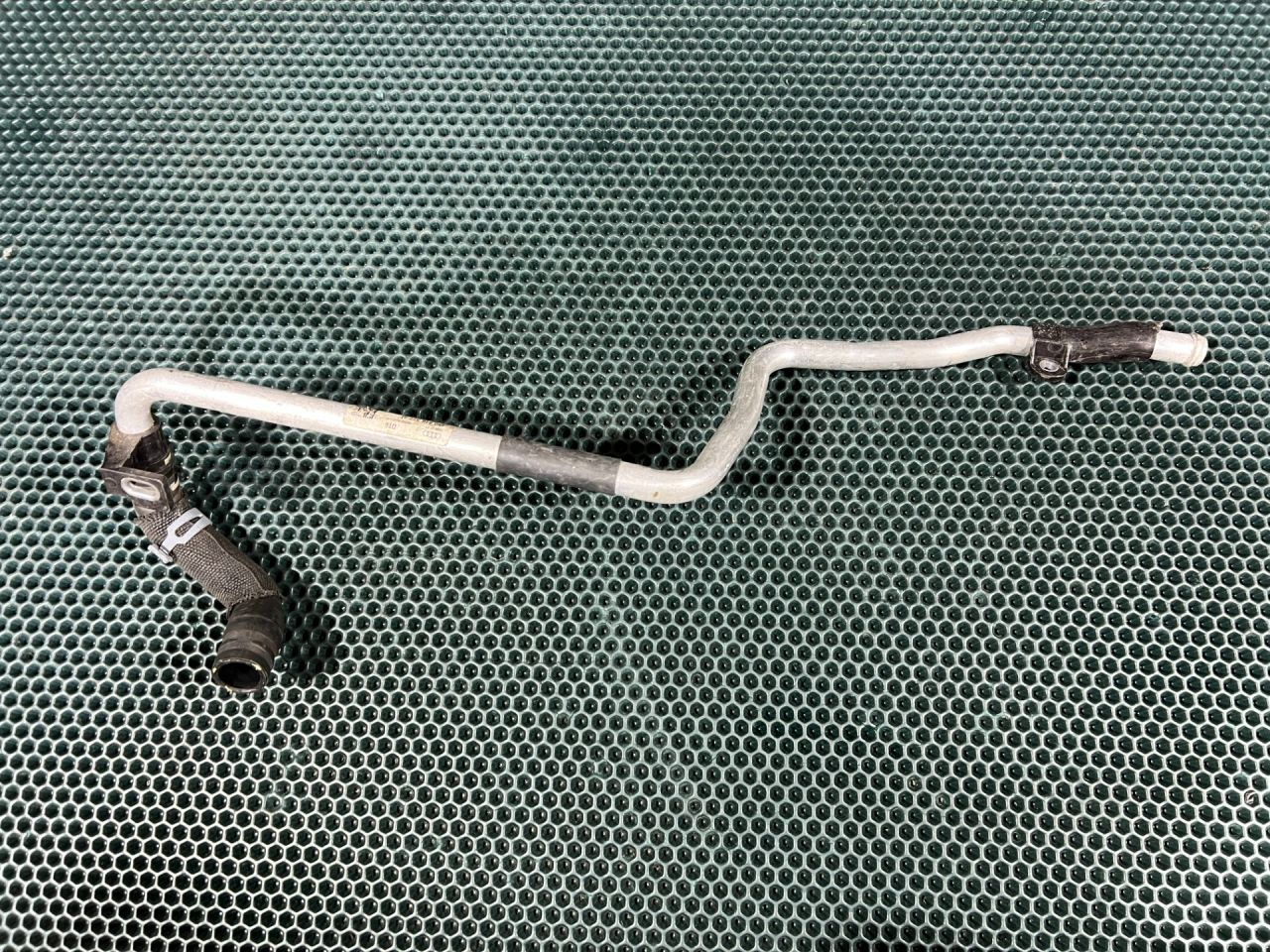 трубка охлаждающей жидкости Audi A6 C8 2018, 3.0 л., бензин, АКПП, седан, 4K0819377AE - фото №1