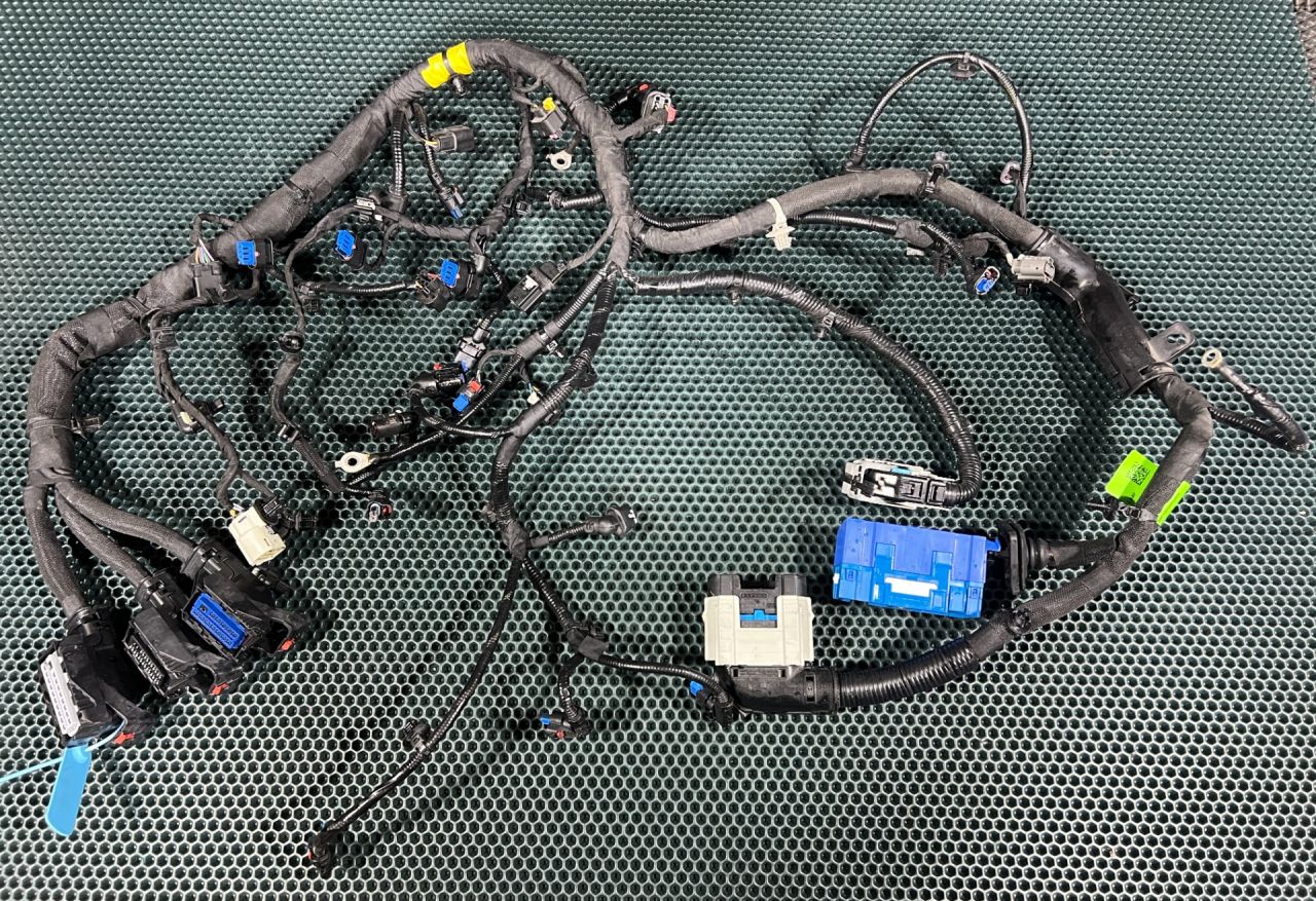 проводка двигателя Chevrolet Trax 2 поколение 2024, 1.2 л., бензин, АКПП, внедорожник 5 дв., 42884949, 42755980 - фото №1