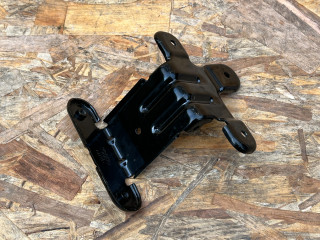 клапан системы охлаждения Ford Mustang Mach-E 1 поколение 2023, электро, внедорожник 5 дв., PZ938C512AA