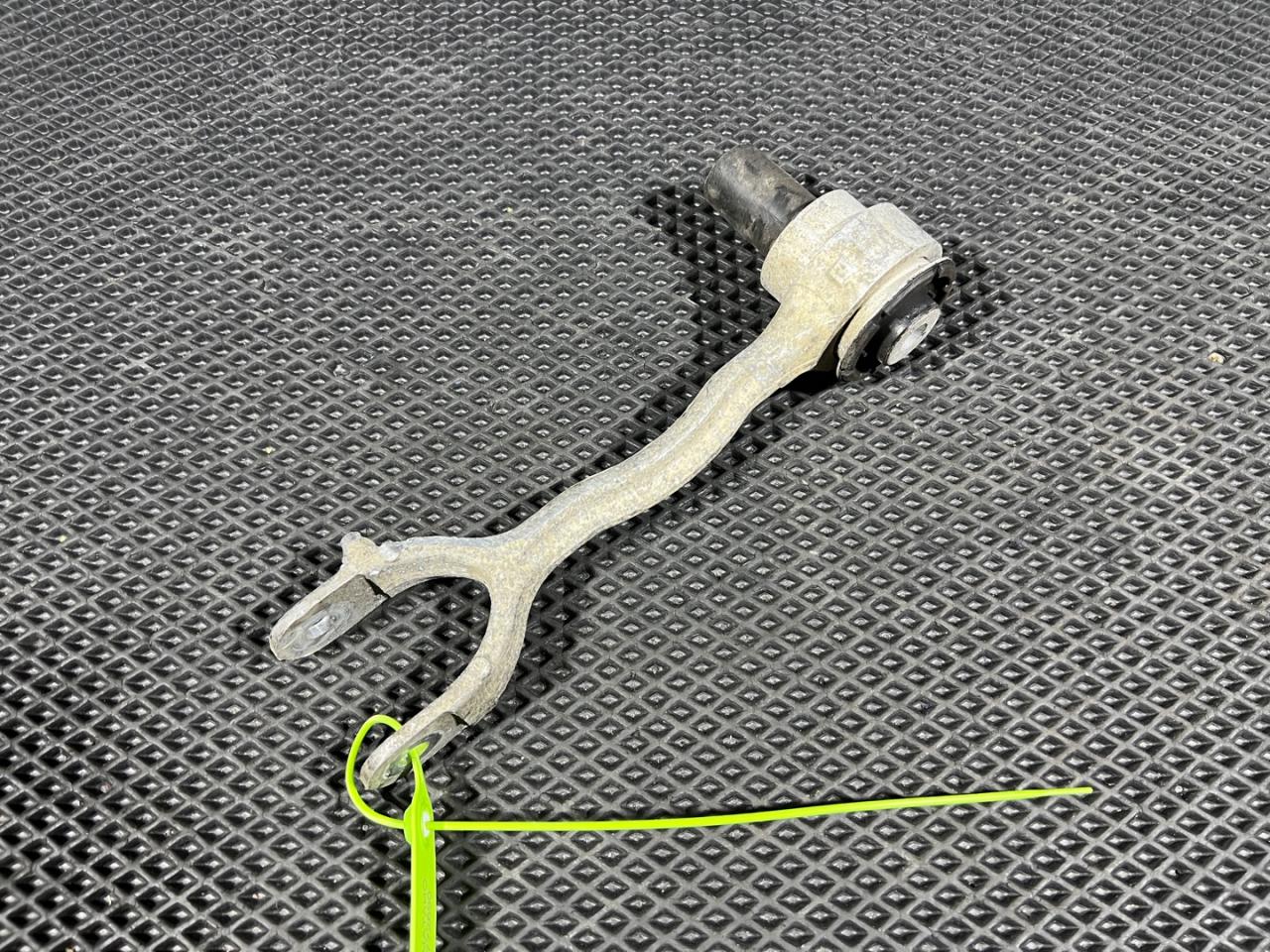 рычаг задний нижний Jaguar XE 1 поколение X760 2016, 3.0 л., AJ 126, бензин, АКПП, седан, GX73-5K976-AF, T2H16771 - фото №1