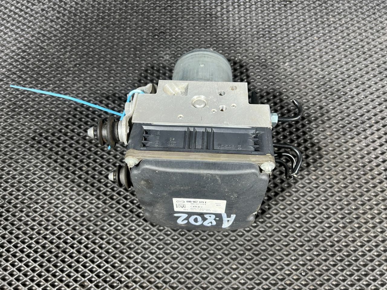 Блок управления ABS/ESP Audi S8 D4 2013, 4.0 л., CGTA, бензин, АКПП, седан, 4H0907379E - фото №1