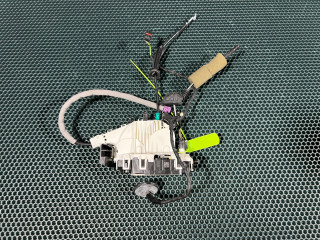 замок двери передней левой Mercedes-Benz GLK-Класс X204 [рестайлинг] 2013, 3.5 л., M 276.952, бензин, АКПП, внедорожник 5 дв., A0997200135