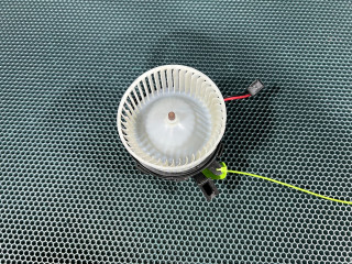 моторчик печки Audi A4 B8 [рестайлинг] 2014, 2.0 л., CAEB, бензин, АКПП, седан, 8T1820021